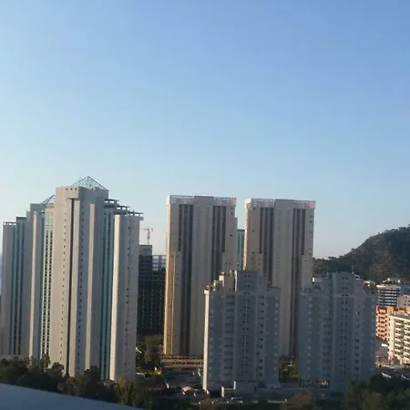 Sunny Apartamento דירה